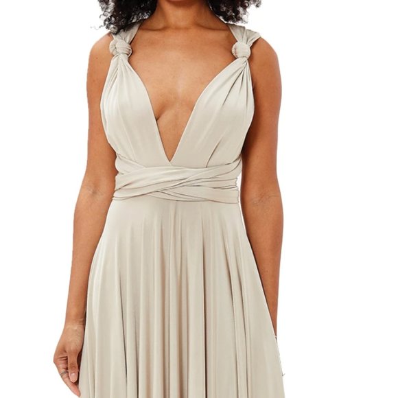 Classic Ballgown by Twobirds - Picture 4 of 13